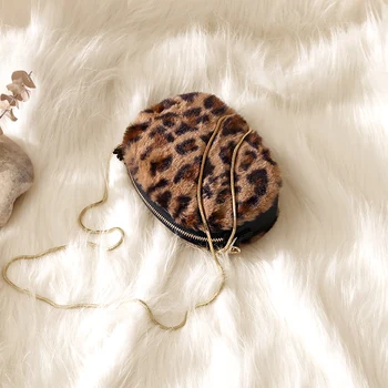 

2019 Newest Winter Autumn Soft Plush Warm Round Fashion Chain Acrylic Fibres Girls Crossbody Handbag Women Shoulder Bag