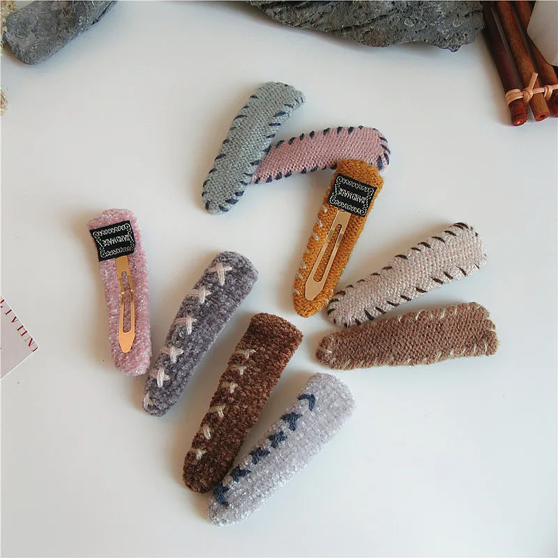 

Autumn and Winter Simple Warm Wool Weaving Plush BB Clip Korean Fashion Temperament Girl Women's Hairpins Hair Accessories