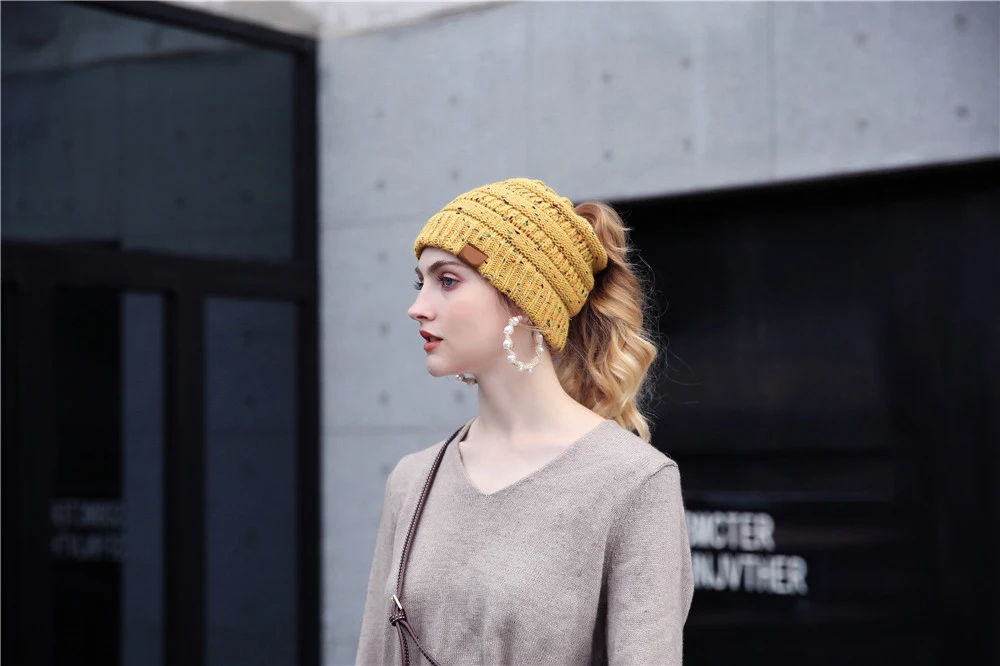 25 цветов конфетти Ponytai l Beani e для вязаный бюстгальтер шапка Skullies Beanies теплая шапка s Женская вязаная Стильная шапка с биркой