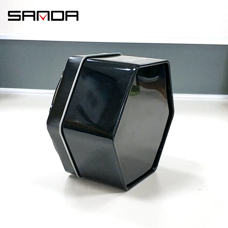 14199854496_416390467