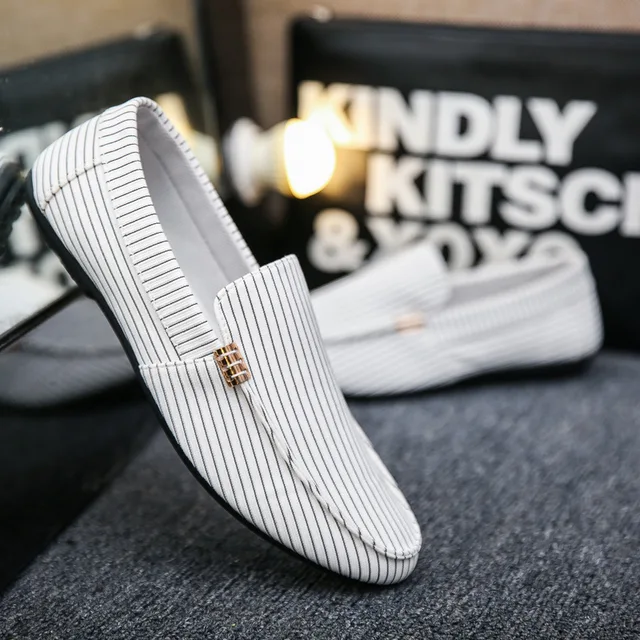 Vårsommer Herre Loafers Plus Size Lett Komfortabel Flat Casual Sko Menn Pustende Slip on mykt skinn kjøresko 2