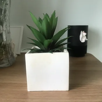 

Square Plaster Cement Pot Molds Handmade Resin Craft Clay Vase Silicone Mould for Concrete Planter Making
