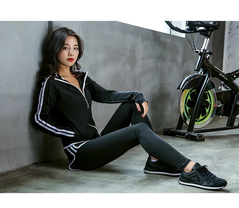 Йога Брейс большой Размеры Slim Fit костюм для йоги тренажерного зала для бега с длинным рукавом Спортивные куртки Для женщин