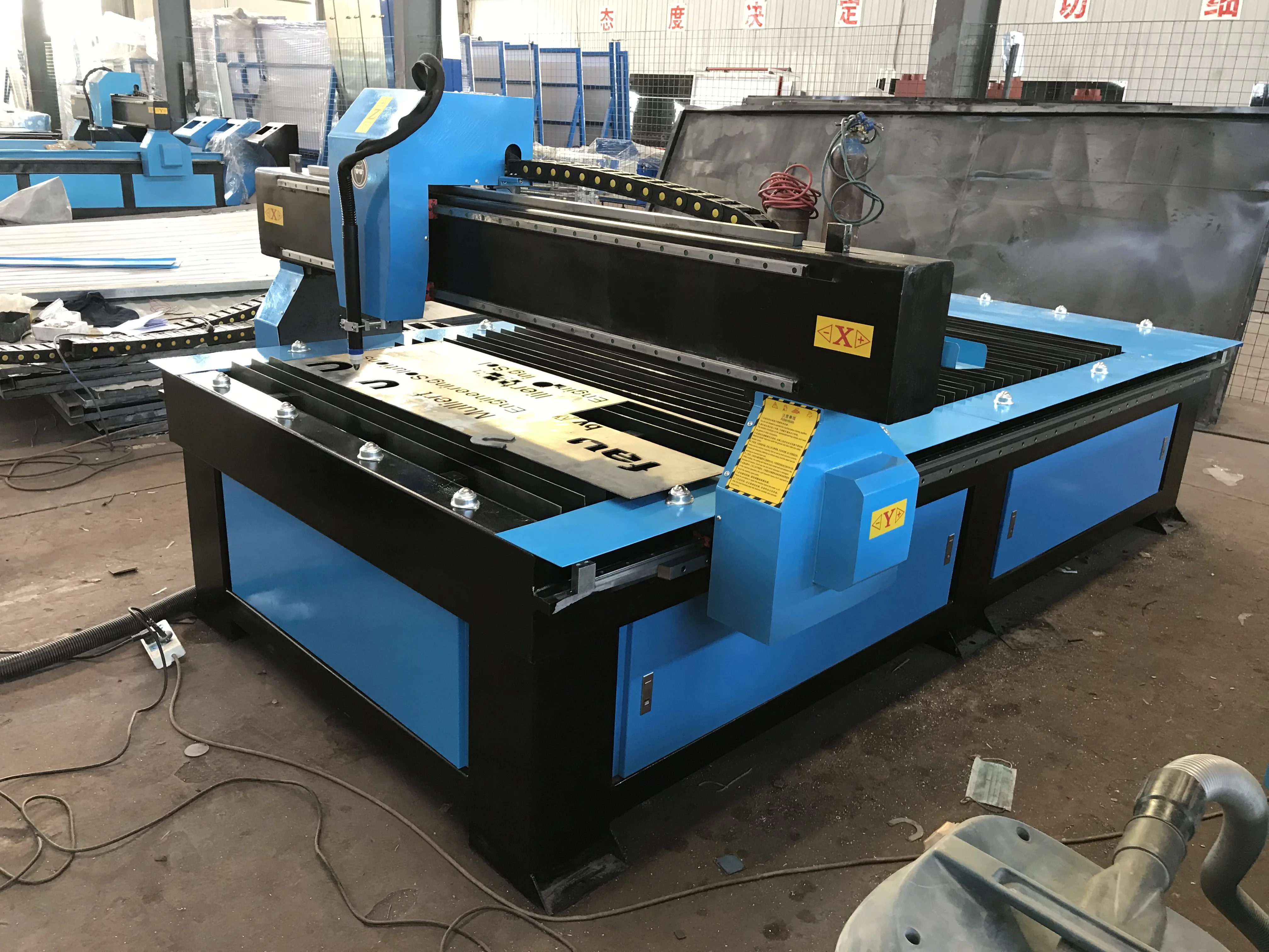 1300*2500mm plasma cnc schneiden maschine automatische Arc 220 v/380 v Plasma schneiden maschine Metall cutter taschenlampe höhe controller 1300*2500mm plasma cnc schneiden maschine automatische Arc 220 v/380 v Plasma schneiden maschine Metall cutter taschenlampe höhe controller