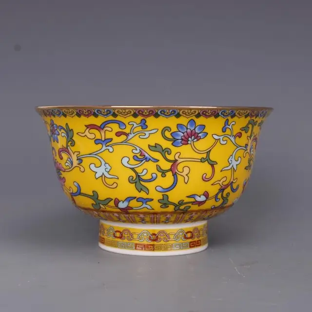 Qing Dynasty Qianlong Yellow Ground Pastel Enamel Pattern Bowl Antique Crafts Porcelain Household Chinese Antique Ornaments 2