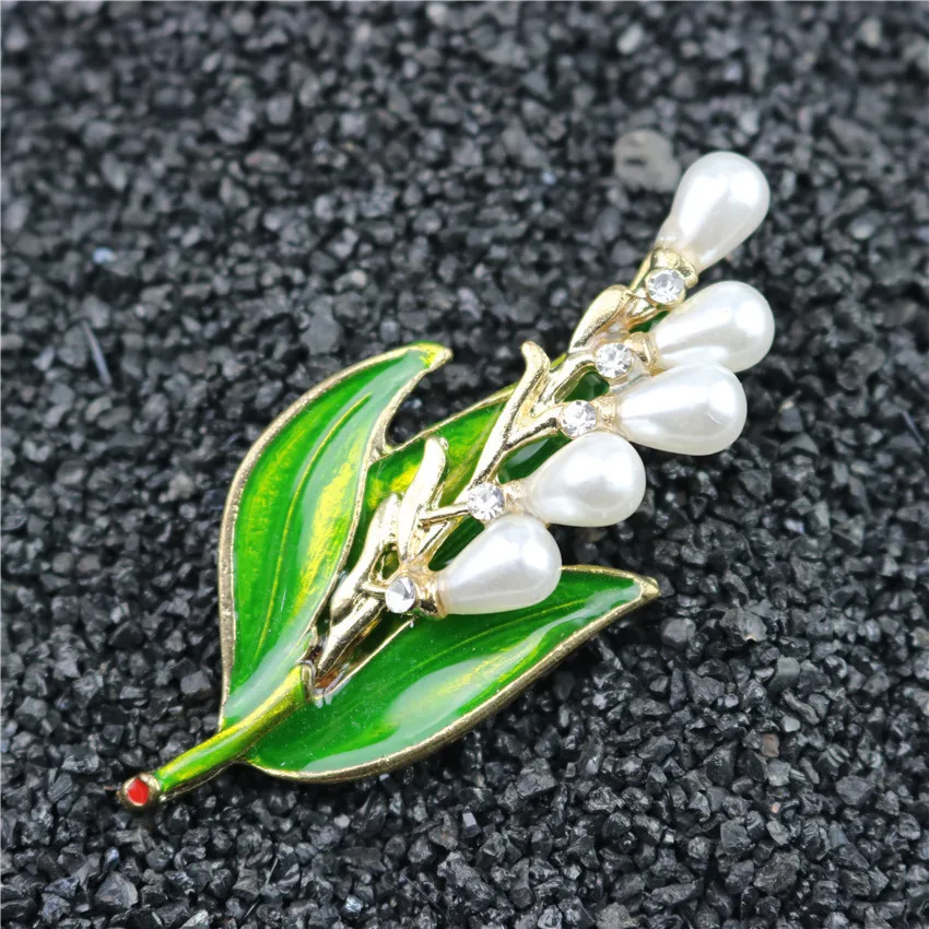 

Hot Selling Brooch Oil Drop Leaf Drop-Shaped Pearl Crystal Brooch Hot Sales Clothing Corsage