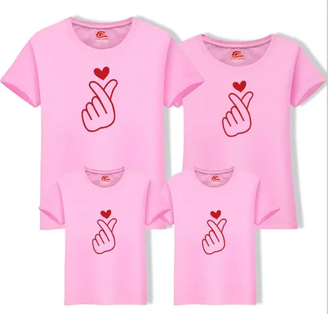Одинаковая одежда для всей семьи с рождественской любовью одежда для мамы и дочки семейная футболка одежда для мамы и сына хлопковая одежда для папы и сына - Color: Pink