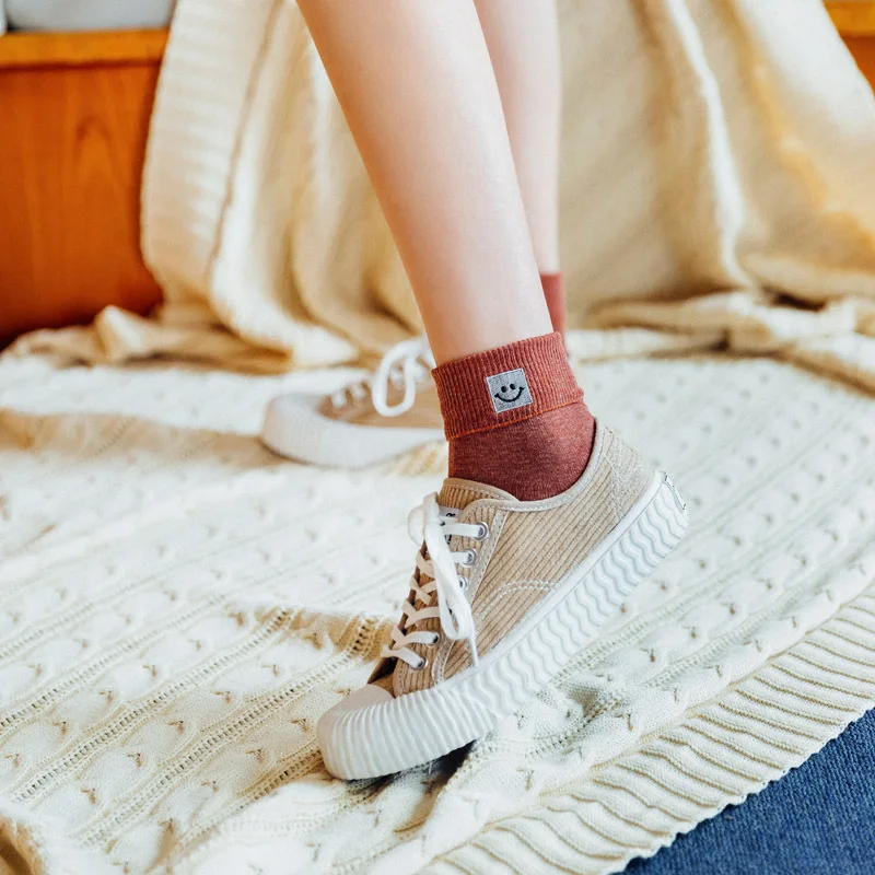 2 шт./пара милые женские забавные носки с смайликом осенне-зимние хлопковые и кавайные носки для девочек в стиле Харадзюку