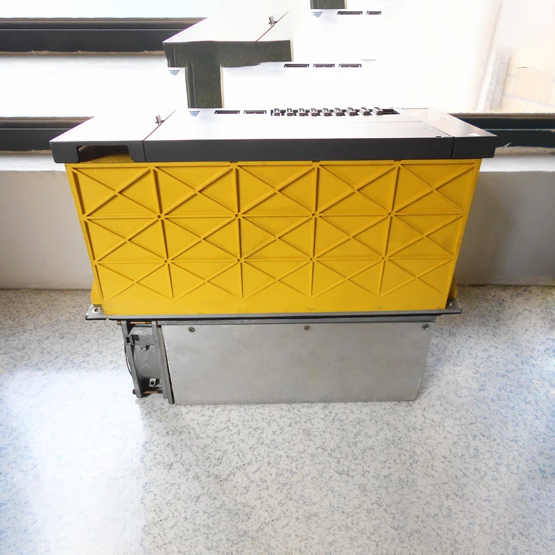 

Шпиндельный усилитель FANUC