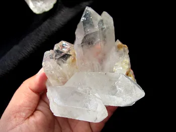 

afa880256++++Natural white crystal druse original stone ornaments degaussing purification radiation