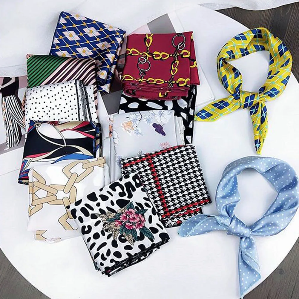 

2019 New spring and autumn Woman scarves Professional decorative print scarf high quality soft square Silk Neck scarves