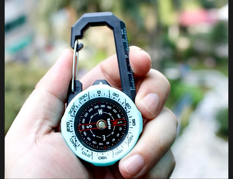 Durable carabiner outdoor compass for navigation4