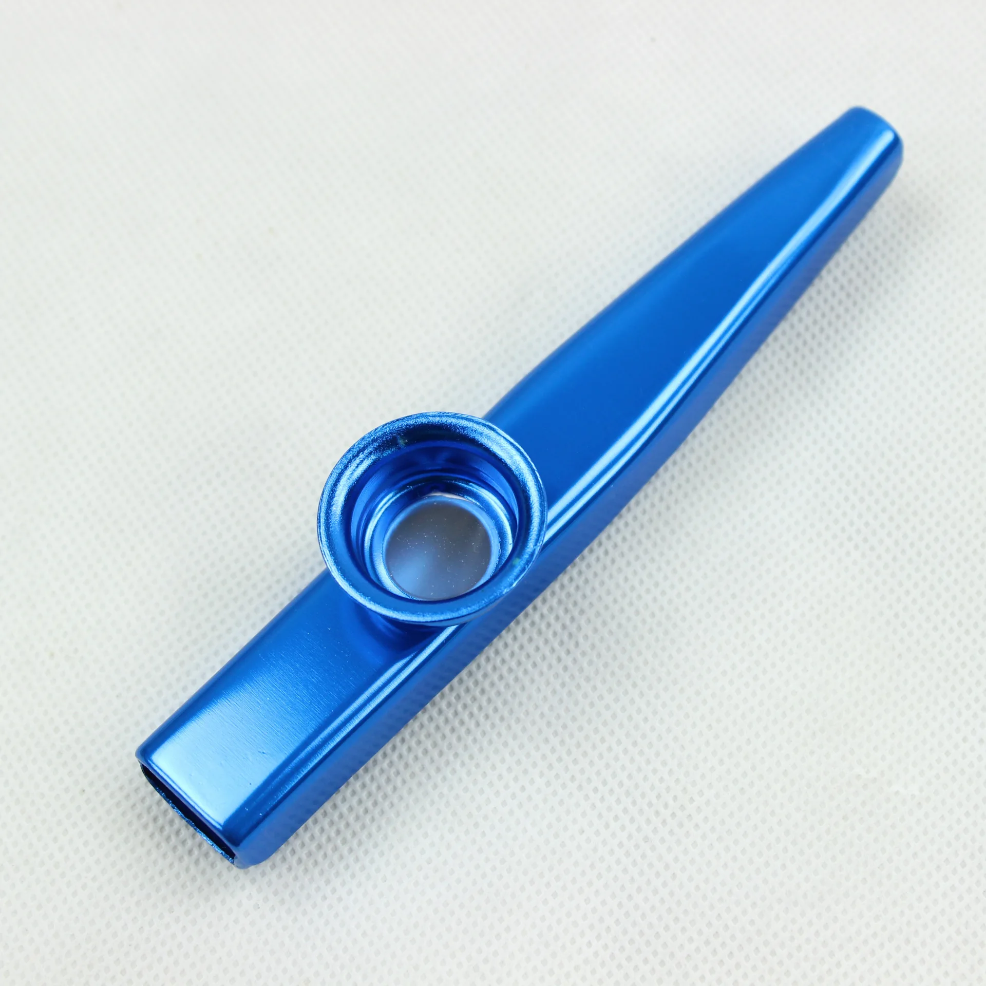 Kazoo Профессиональный счастливой атмосферой мини пластиковый казу классический музыкальный инструмент kazoo многоцветные на выбор