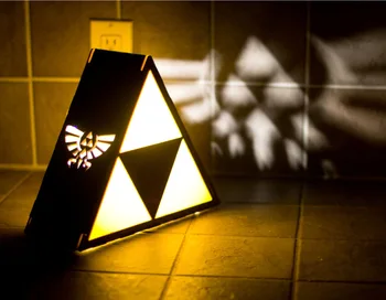 

Creative Zelda Triangle Lamp 3D Stereo Wooden Night Light Remote Control LED Lamp Desktop Desk Lamp Home Decoration