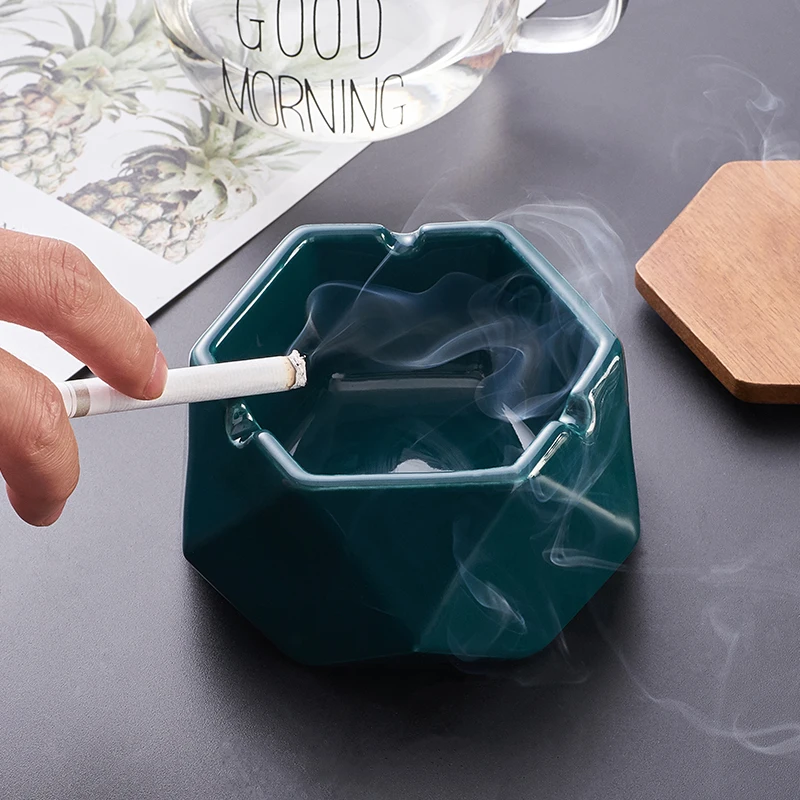 Nordic ins ashtray home living room coffee table office ceramic ashtray with lid Chinese creative personality trend