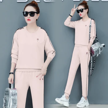 

2020 spring women's fashion plus size Flower embroidery crop tops with pants suits female casual large size two-piece sets