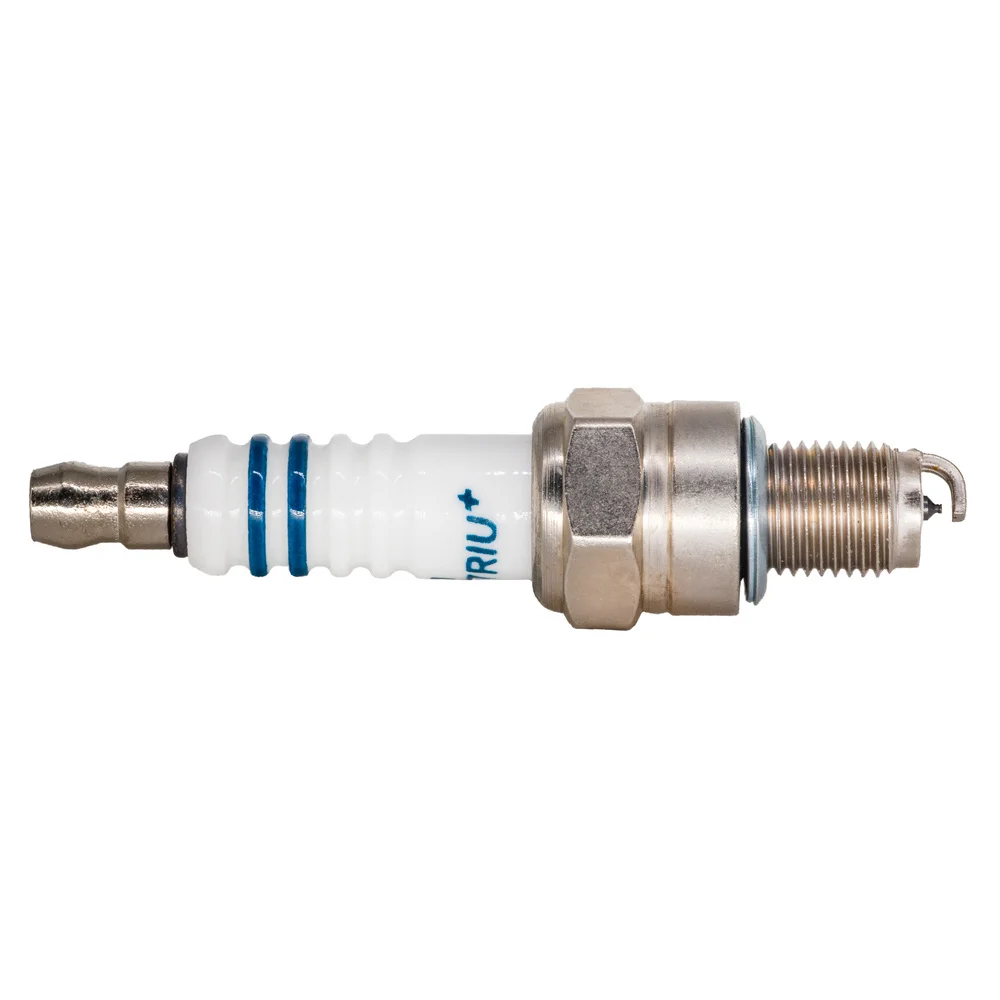 Candle Replacement for Candle CR7HSA Spark Plug Iridium Bujia TORCH A7RIU+ A7RIU A7RTC A7TC New Longer Life Time spark plug