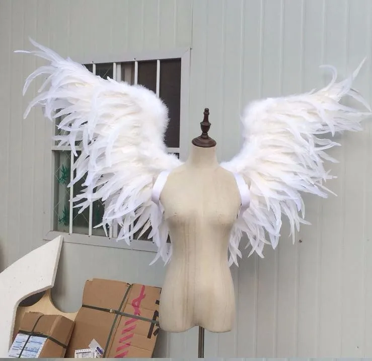 Wings-props-black-feather-angel-wings-angel-wings-catwalk-show-props-festival-Angel-Feather-wings-Window (2)