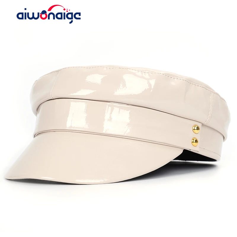 

2019 bright leather woman cap autumn and winter fashion button solid color military cap high quality hat woman painter hat