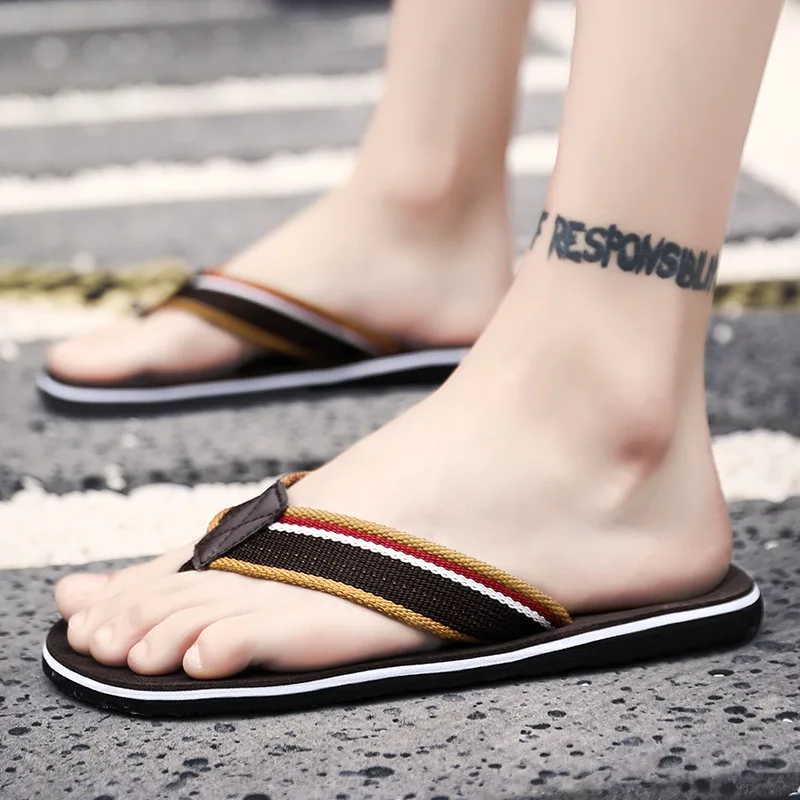 

Summer Large Size 46 Ultra-Light Slipper Men Daily Life Casual Sandals Indoors And Outdoors Flip-flops Lightweight Sandals