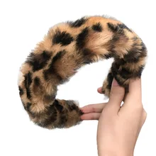 2019 Vintage estampado de leopardo de piel sintética diadema ancha invierno cálido suave de felpa de pelo de aro turbante mujeres diadema niñas accesorios para el cabello(China)