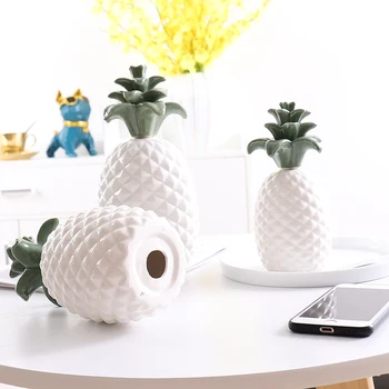 

Pineapple Statue Handmade Collectible Fruit Figurines for Living Room Shelf Party Modern Home Decor Glazed Ceramic White Green