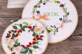 

Factory Direct DIY Handmade Cloth New European Embroidery Flowers Material Suite Needle Suit Students killing time