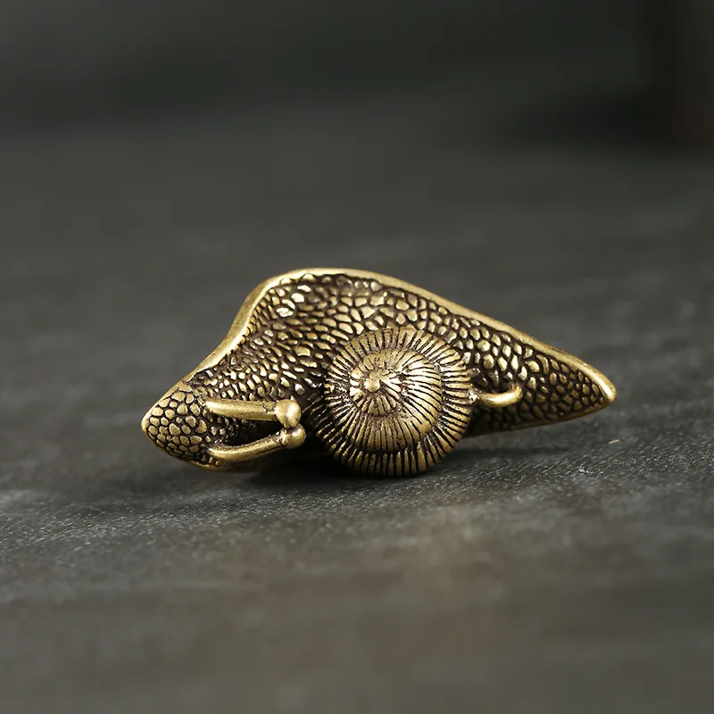 Vintage Brass Mini Snail Keychain Pendant (2)