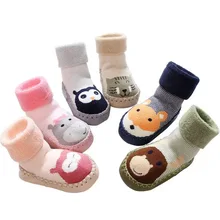 Нескользящие носки для малышей с героями мультфильмов осенне-зимние детские носки-тапочки для новорожденных нескользящие носки с мягкой подошвой