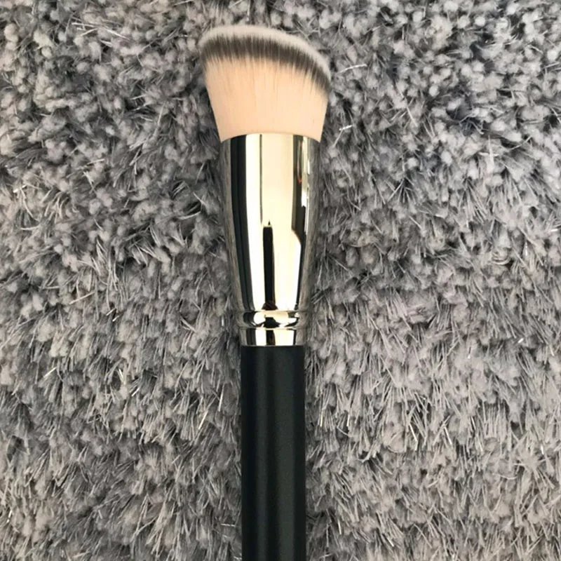 Hf8463b76308c4b3fba92320d084412ccx