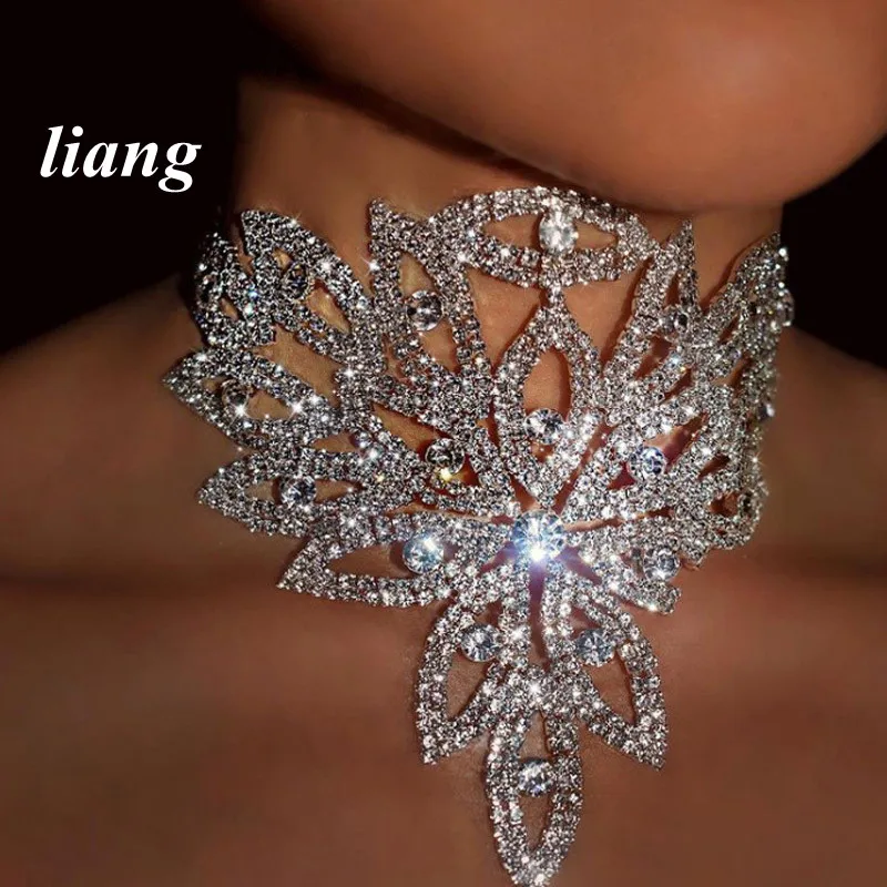 

Necklace Crystal Sexy Europe and America Makeup Dance Short necklace цепочка на шею женская цепь на шею necklace for women
