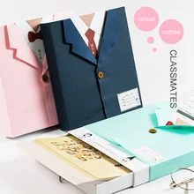 Творческие одноклассники Градуированные в коробке выпускники записи небольшой свежий Молодежный альбом Гостевая книга ноутбук