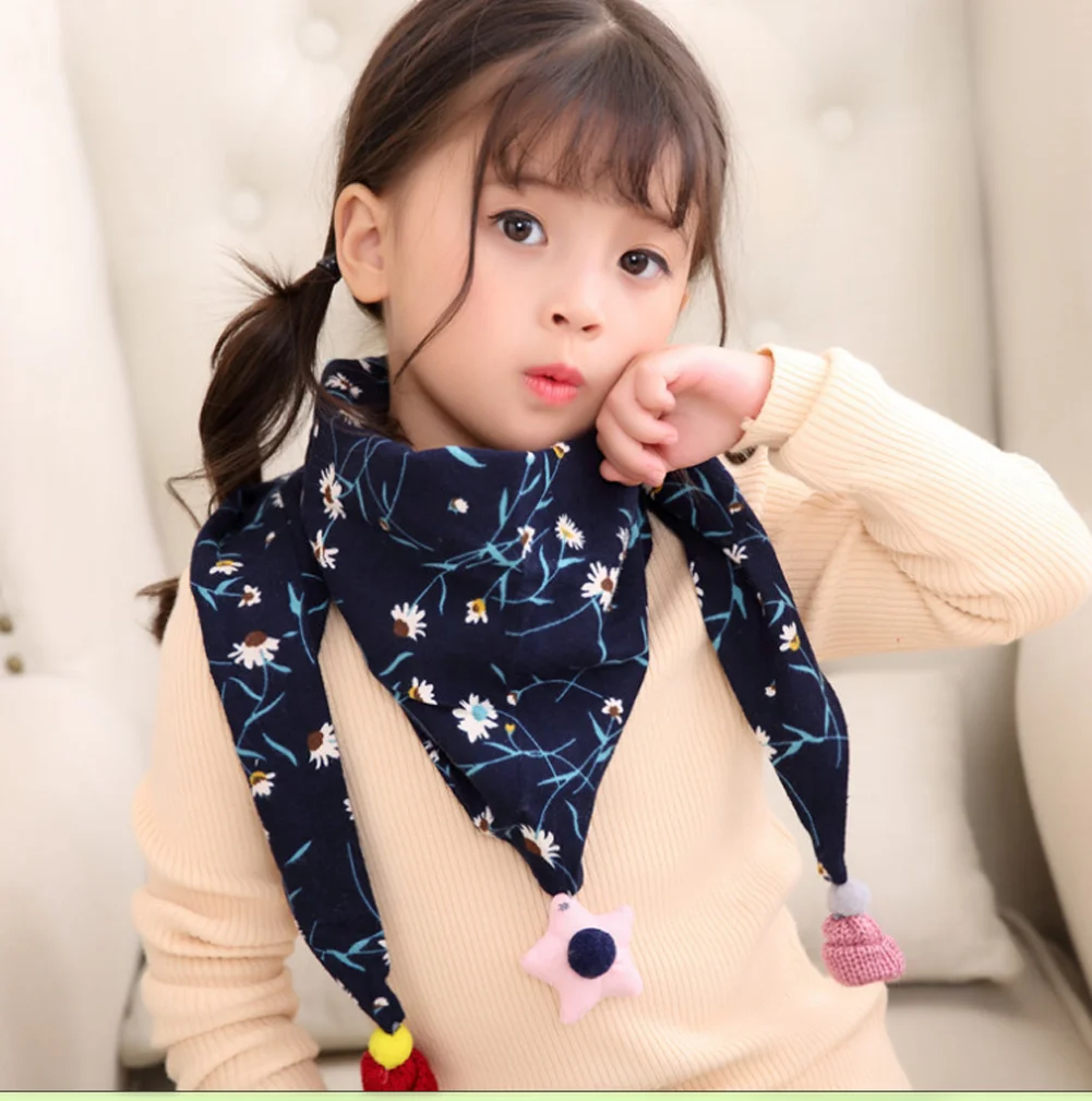 Boy Girls Newborn Baby Autumn Lovely Feed e Cotton Bibs Bandana Soft Winter Neck Warmer Print Scarf Cute
