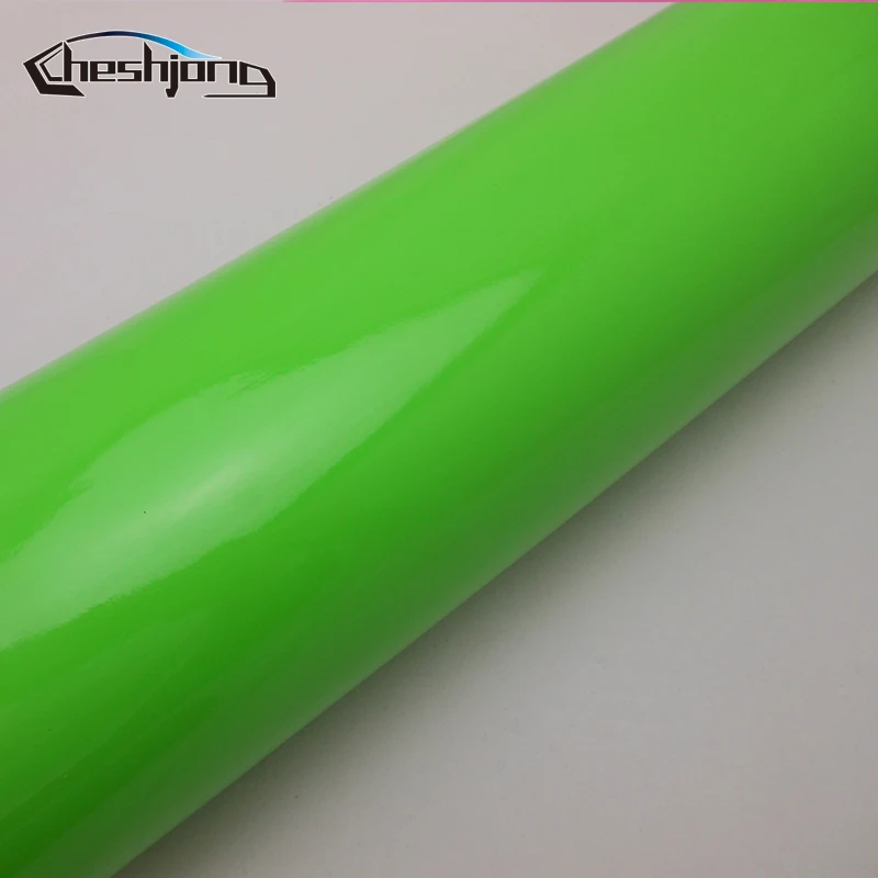 Green-glossy-vinyl-wrap-1
