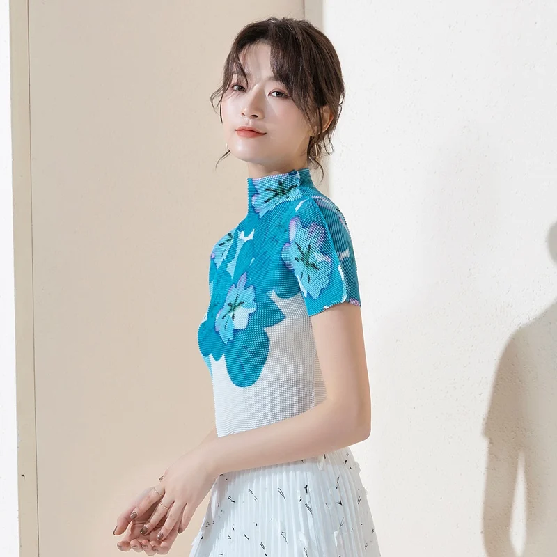 Pleated clothes Europe and America Fashion New model of European station Women's clothing Sexy Perspective Skin friendly Bo - Цвет: Небесно-голубой