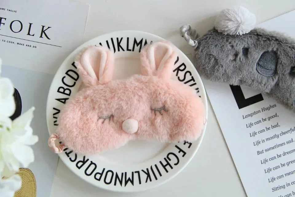 Кожа Мягкий сенсорный мультфильм маска для глаз игрушка Ланчбокс дорожный разрыв сон затенение дышащая натуральная маска для сна фигурки подарок детям - Цвет: 1 pcs Rabbit