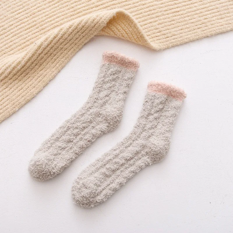 Осень Зима японский коралловый бархат пушистые носки для женщин теплые утолщенные Kawaii розовые носки для женщин Чистый Цвет 400 - Цвет: 03