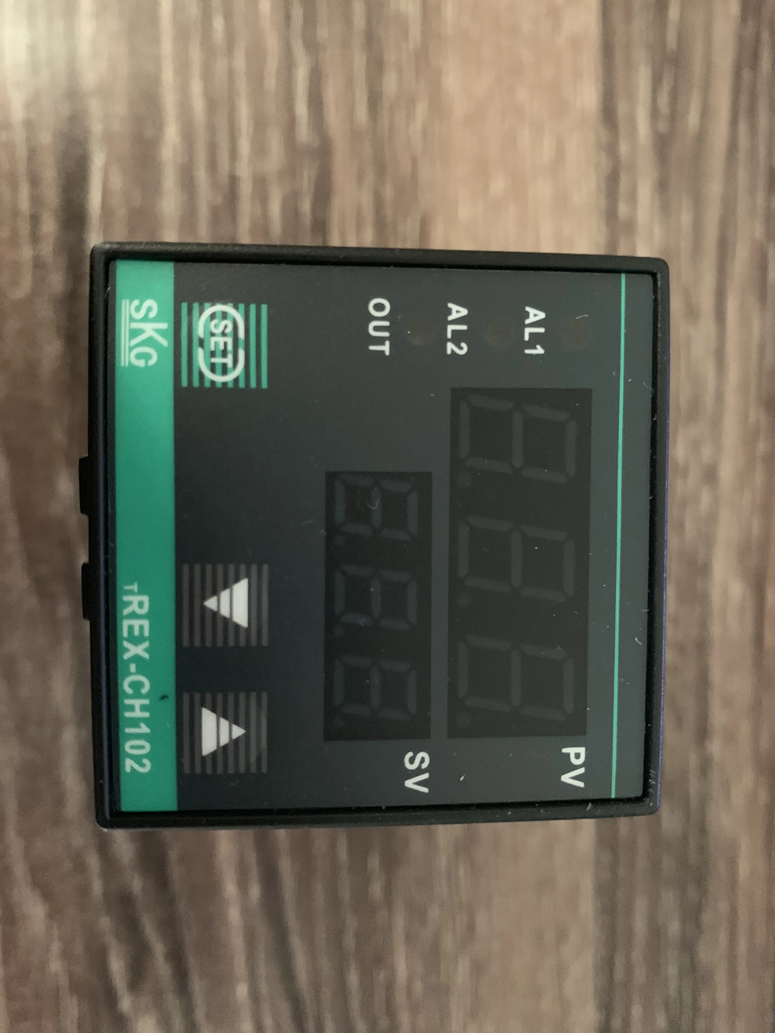genuino skg ch102 prateleira de alta precisao 01