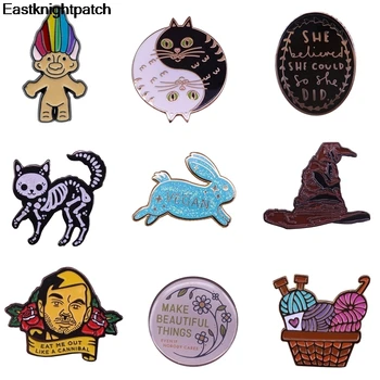 

12pcs/lot E1818 Kawaii Cat Animals Badges Brooch for Clothes Backpack Fashion Magic Hat Decoration Pins Accessory