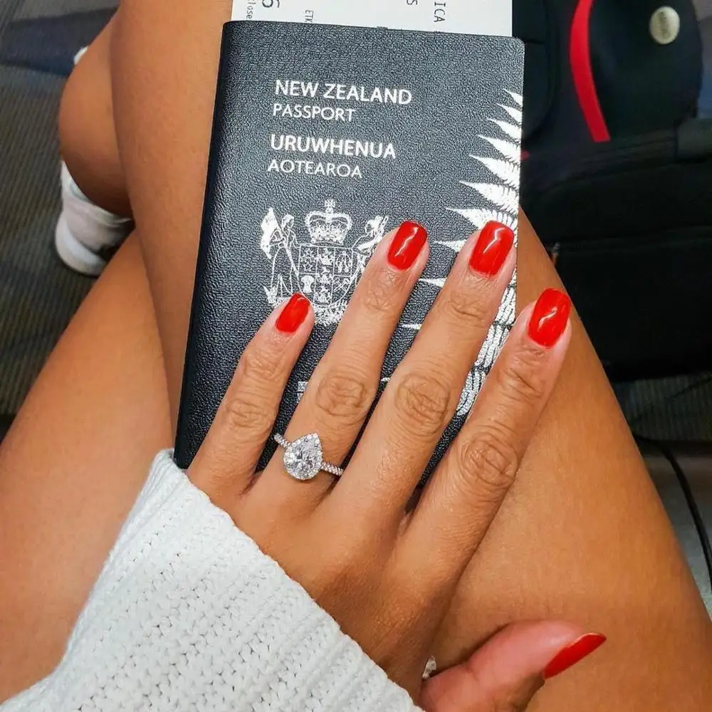 Женские обручальные кольца из настоящего розового циркония с огранкой груши