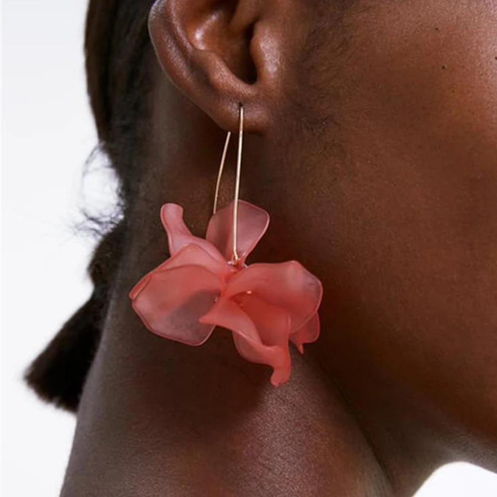 

1Pair 2019 New Designs Multicolored Fashion Resin Flower Long Earrings Bohemia Handmade Petal Dangle Earrings For Women Gift