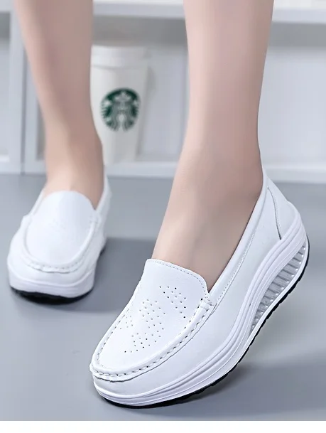 ZAPATOS DE TRABAJO blancos para enfermera, Calzado cómodo y transpirable, antideslizante, con tacón pendiente, suela gruesa, informales, gran oferta - AliExpress Calzado
