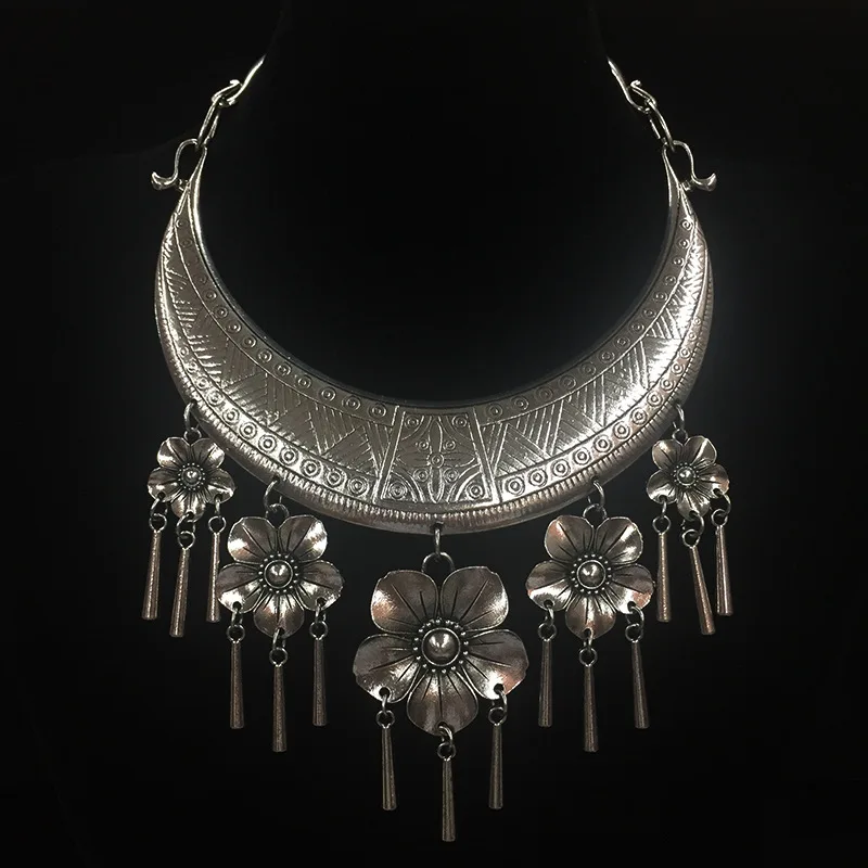 

Blue Butterfly Ethnic-Style Miao Nationality Retro Pendant Neck Ring Women's Miao Silver Necklace Performance Activity Filming H