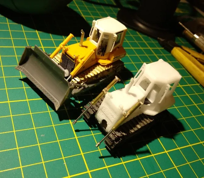 

DasMikro Das87 DS87E07 HO Scale 1/87 734 Bulldozer DIY Kit With Two Motors