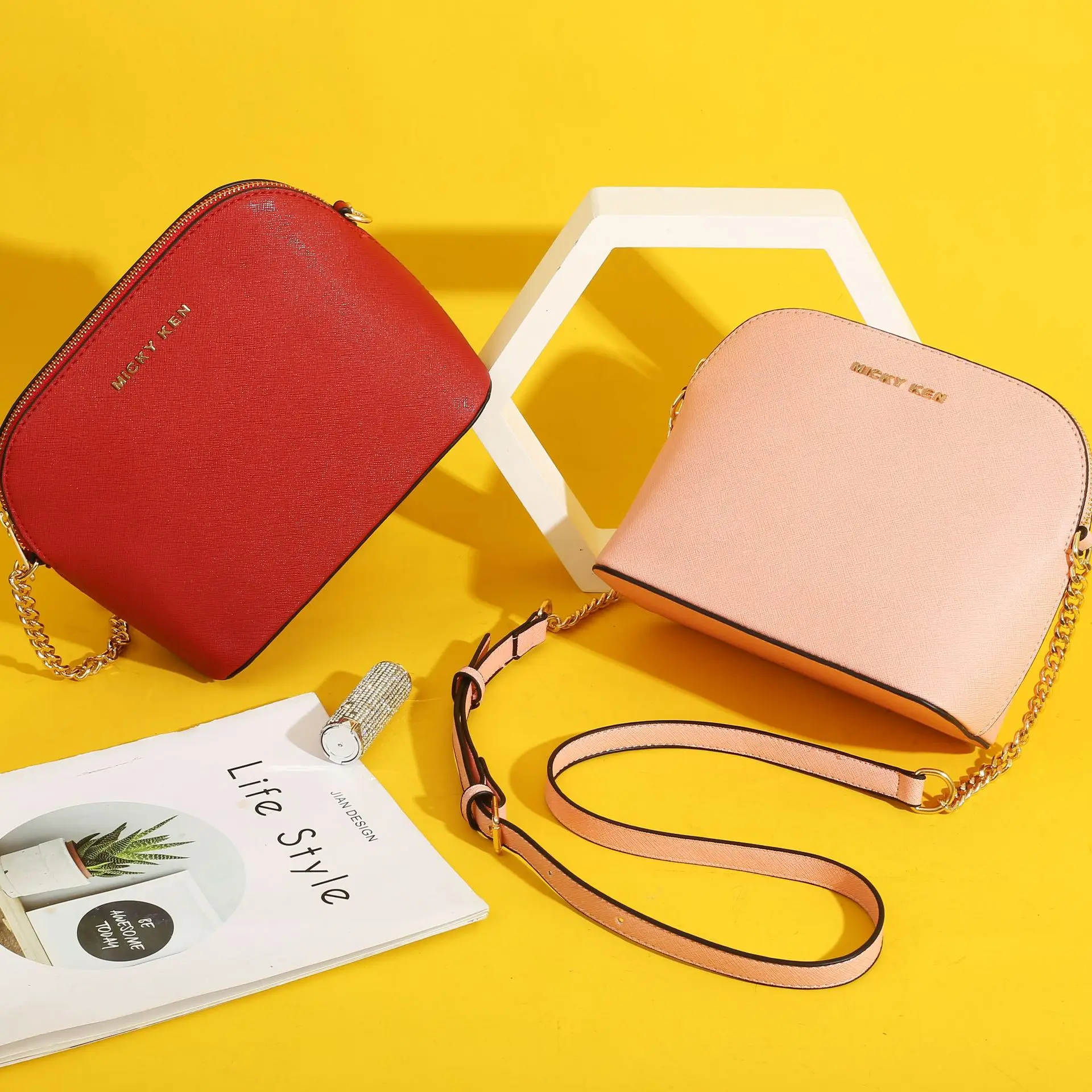 

2019 Spring New Style WOMEN'S Bag Cross Pattern Leather Bag Crossbody Bag Casual Chain Small Shell Bag Women's