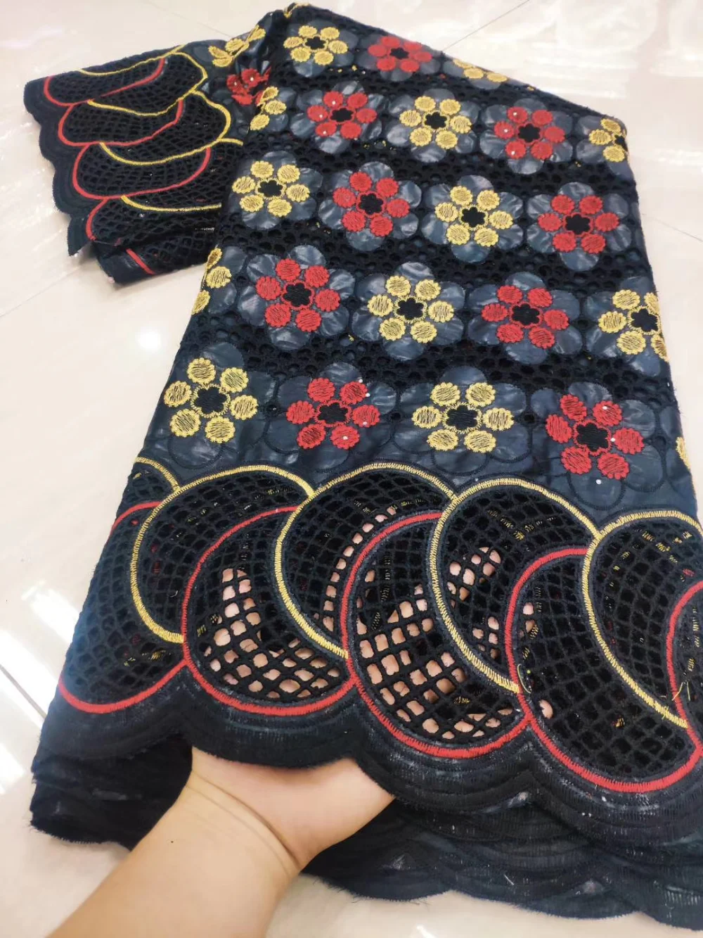 AEFE996A2E85C47F7B1FAABDC822FC0B