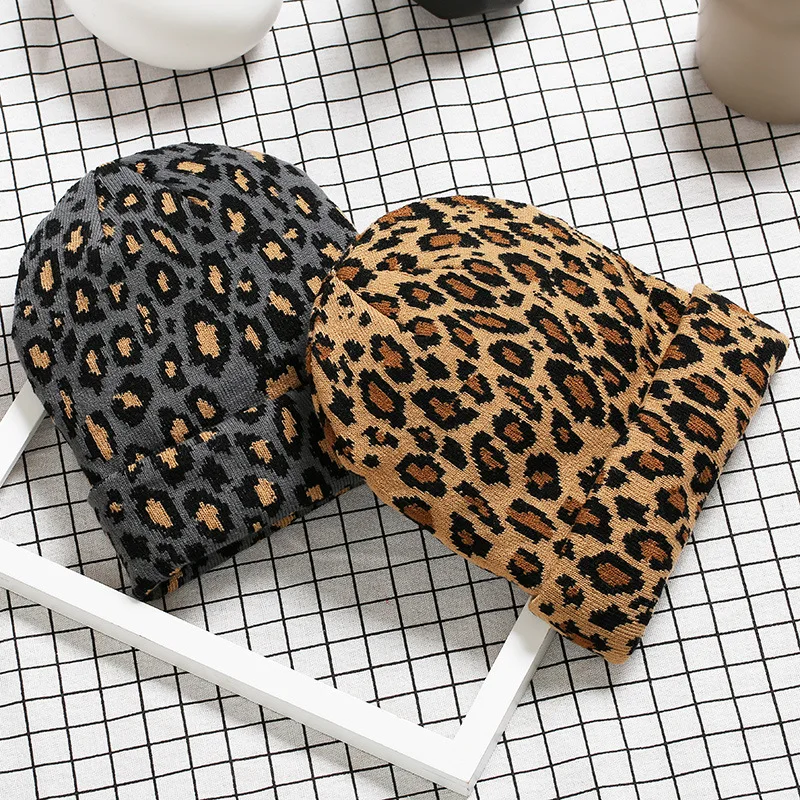 Gorro de leopardo de lana para mujer, gorros cálidos de punto con estampado animal, gorros gruesos de invierno