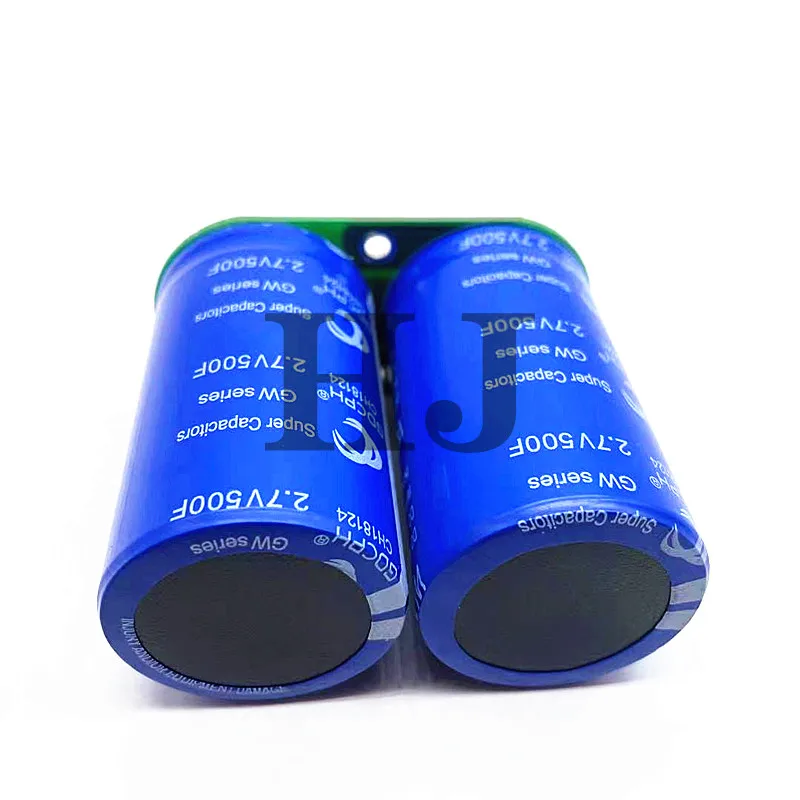 Capacitores