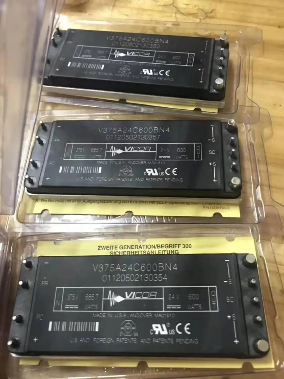 V375A24C600BG V375A24C600BL V375A24C600BN4 модуль питания
