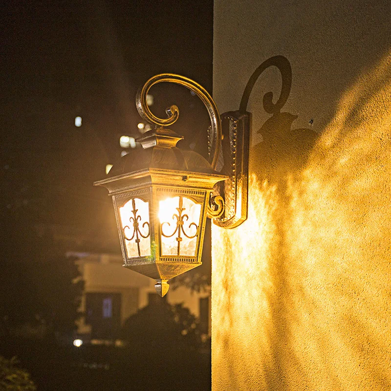 Wall Light European Style Outdoor Wall Lamp Waterproof Aisle Garden Balcony Lamp Villa American Retro Outdoor Gate Courtyard Corridor